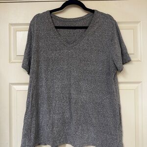 Ava & Viv Heather Gray V-Neck Tee